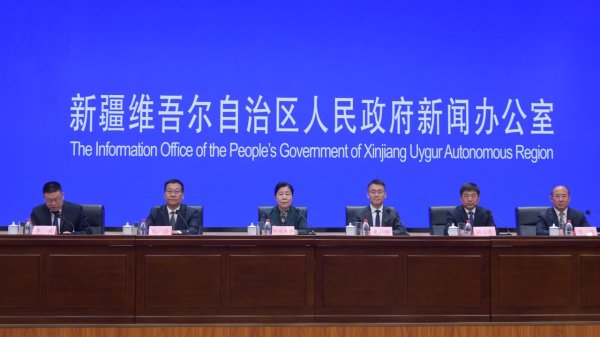 乾富策略 葡萄酒产业成为巴州亮眼名片